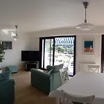 Spacious 70 M Flat With Balcony And Sea View!